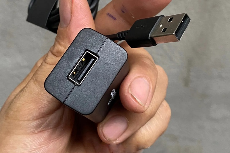 giá sạc loa emberton 