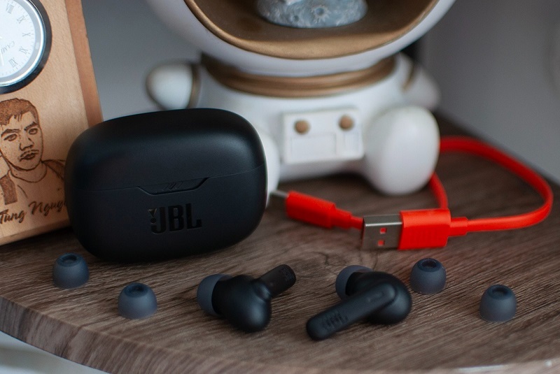 hộp sạc tai nghe jbl wave beam 2