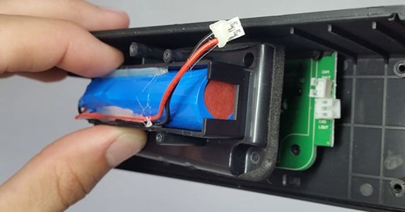 hướng dẫn thay pin loa jbl charge 3 đơn giản tại nhà