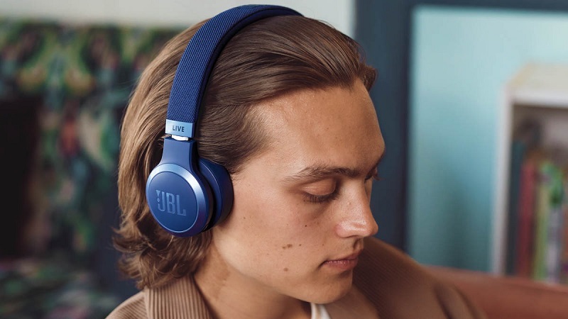 jbl live 670nc kết nối đa điểm