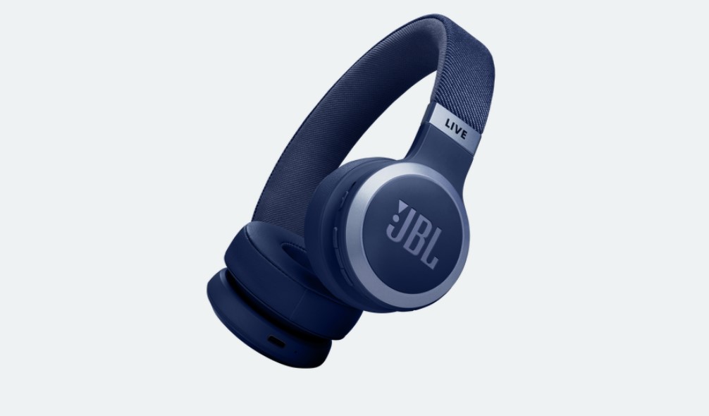 jbl live 670nc với thiết gọn nhẹ
