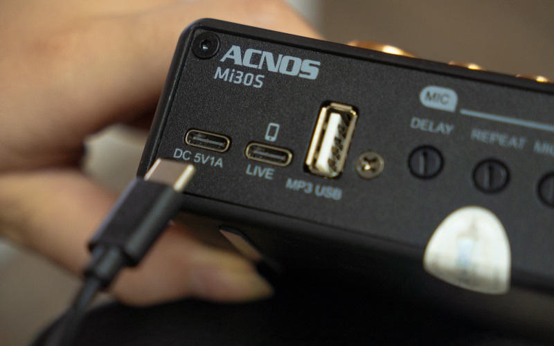 kết nối micro với loa marshall  - cấp nguồn cho vang