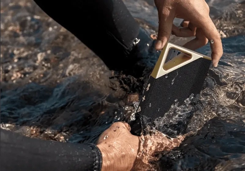 loa bugani brief chống nước