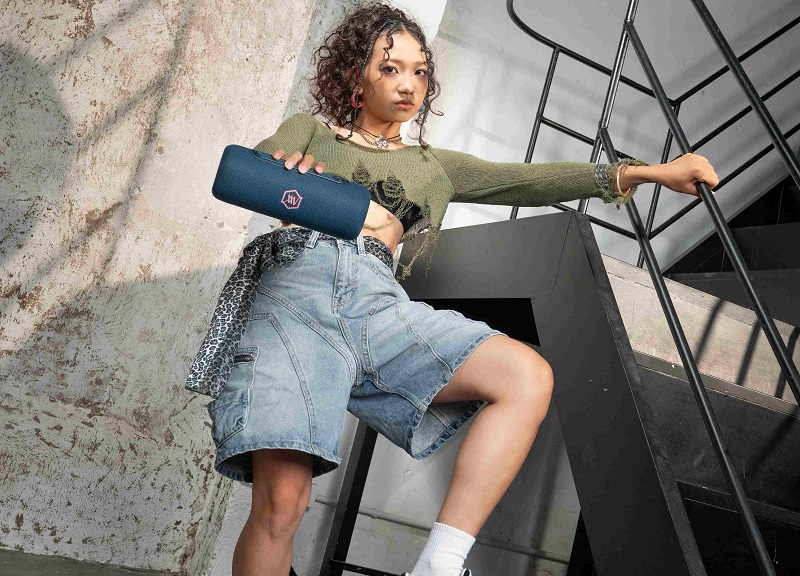 loa di động alpha works ikon10