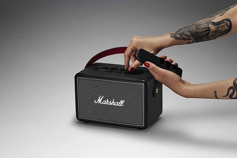 giá loa marshall kilburn 2