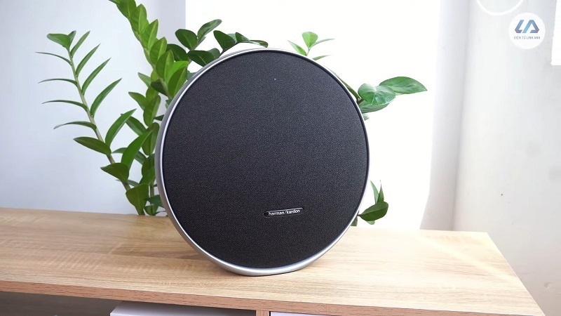 loa harman kardon onyx 9