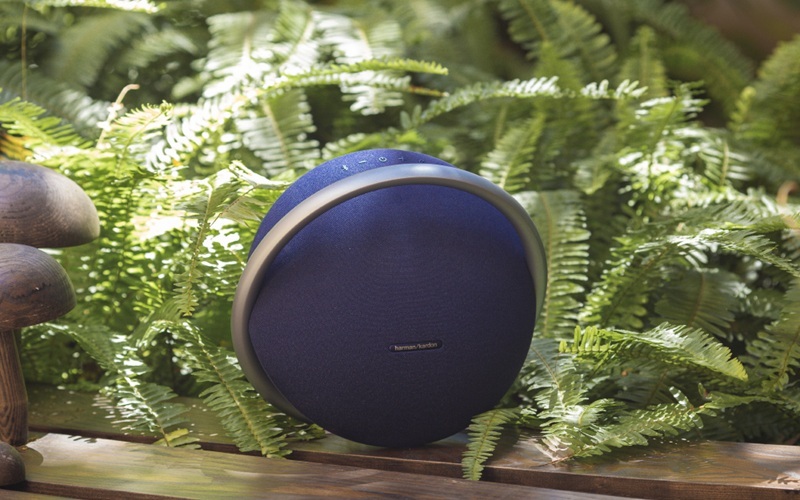 loa hk onyx studio 8