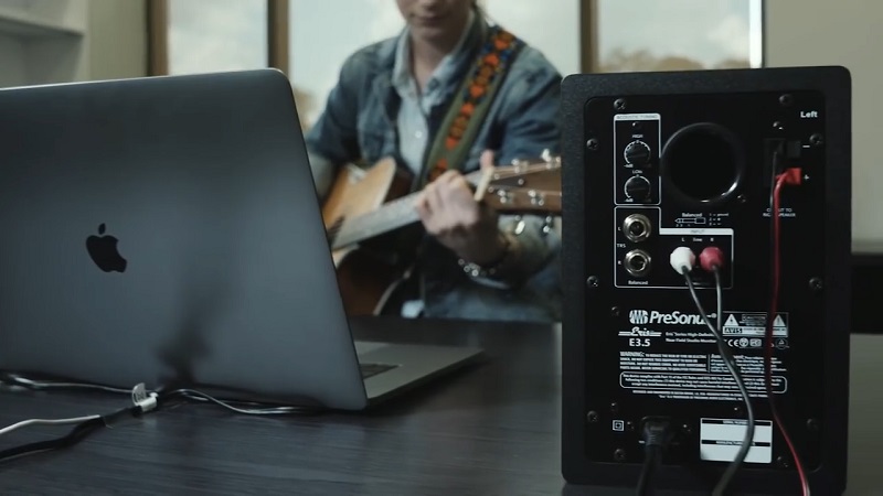 loa kiểm âm presonus eris 3.5 gen 2 với kết nối đa dạng