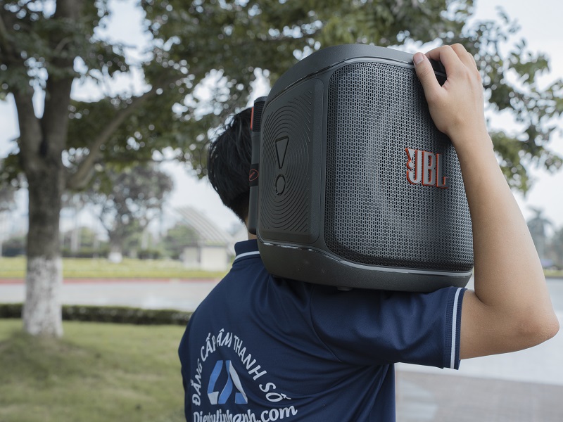 loa aprrtybox encore 2