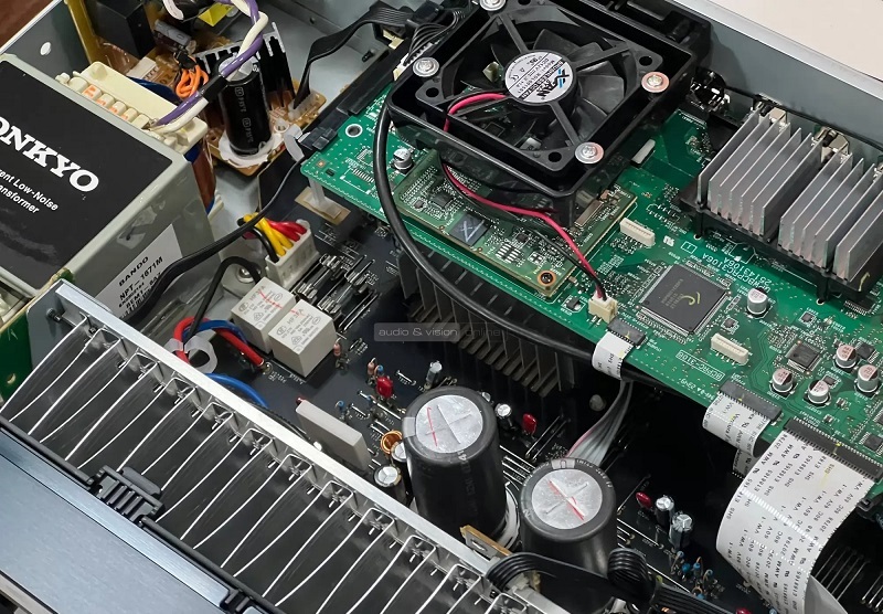 mạch amply trong tx-8470