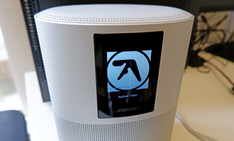 màn hình của Bose Home Speaker 500 