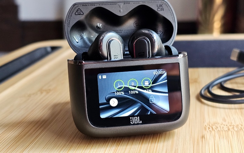 tai nghe jbl tour pro 3