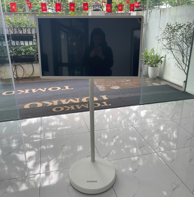 màn tomko gowithme 32 inch