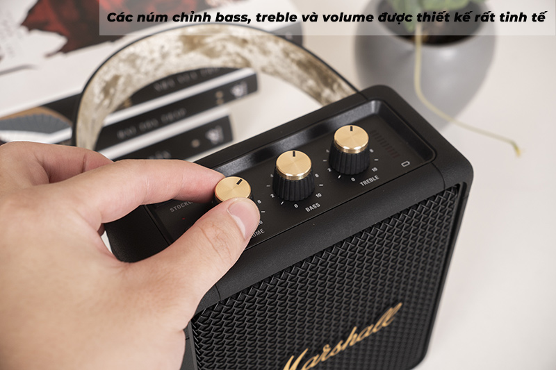 loa marshall stockwell 2 điều chỉnh bass treble