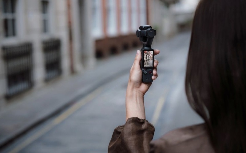 máy quay gimbal dji osmo pocket 4p standard combo thiết kế nhỏ gọn