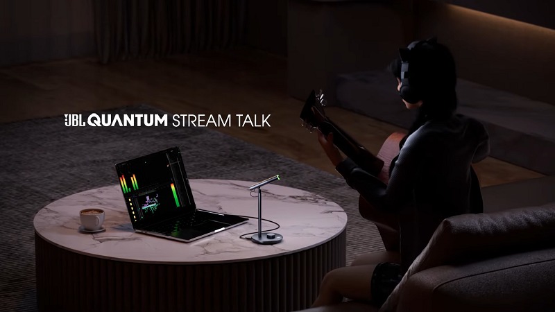 micro jbl quantum stream talk với thiết kế linh hoạt