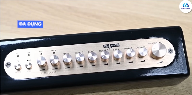 nút chỉnh âm hat karaoke trên kilburn 2