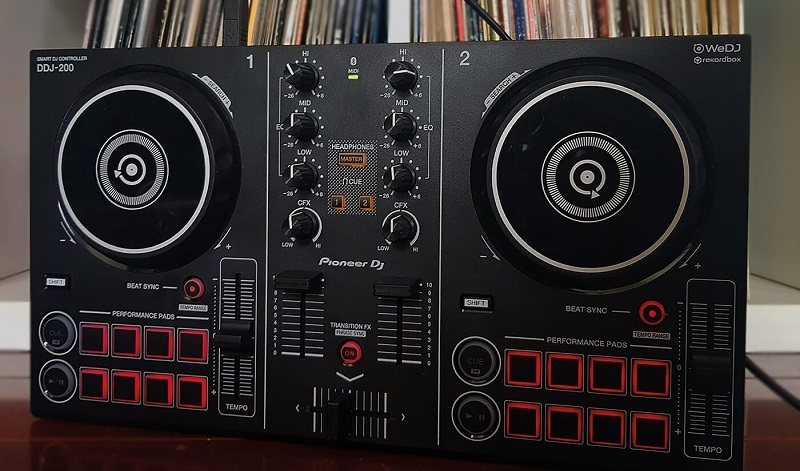nên mua Pioneer DDJ 200 cho người mới 