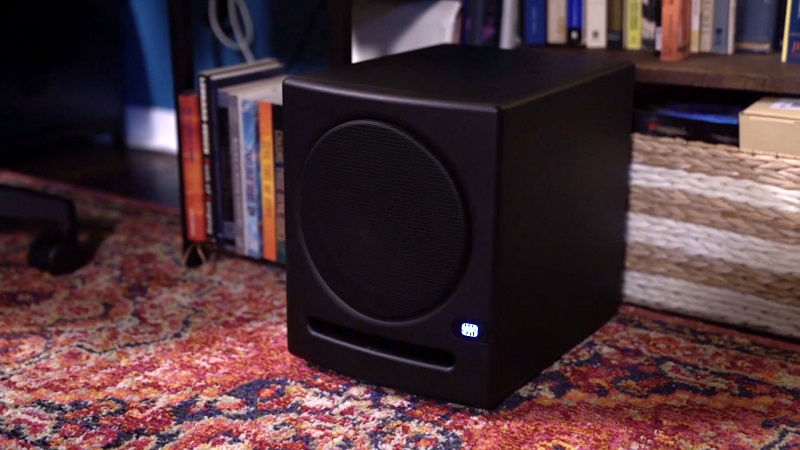 loa presonus eris sub 8 với thiết kế hiện đại