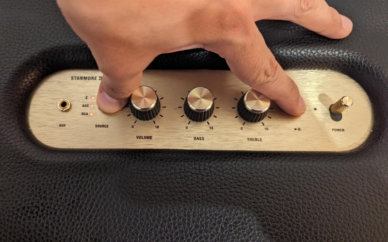 reset loa marshall không kết nối được với điện thoại