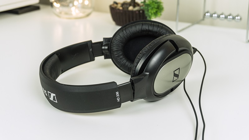 Tai nghe Sennheiser HD 206 kết nối