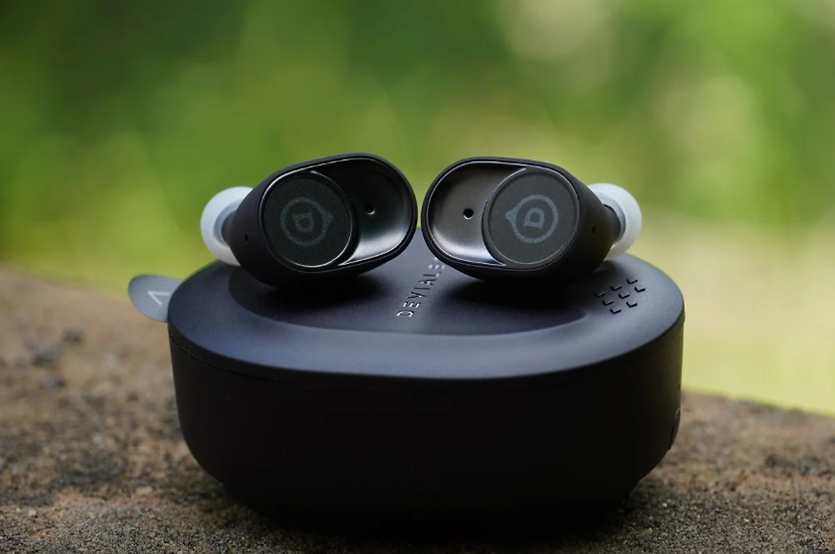 ngoại hình tai nghe devialet gemini
