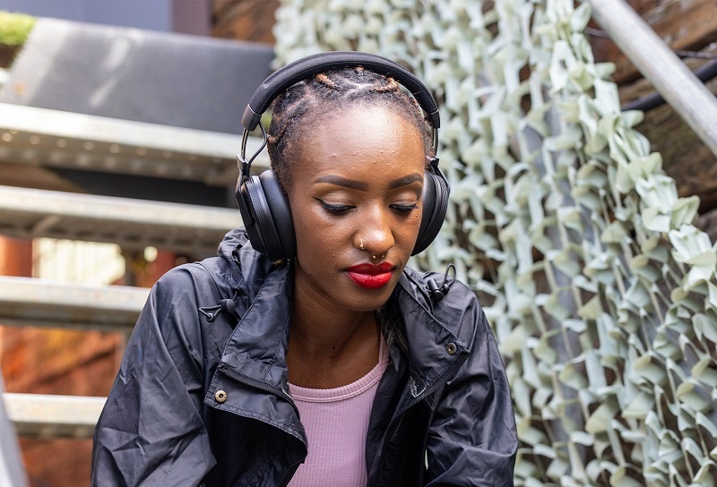 tai nghe hdj-f10-tx xoay gập linh hoạt