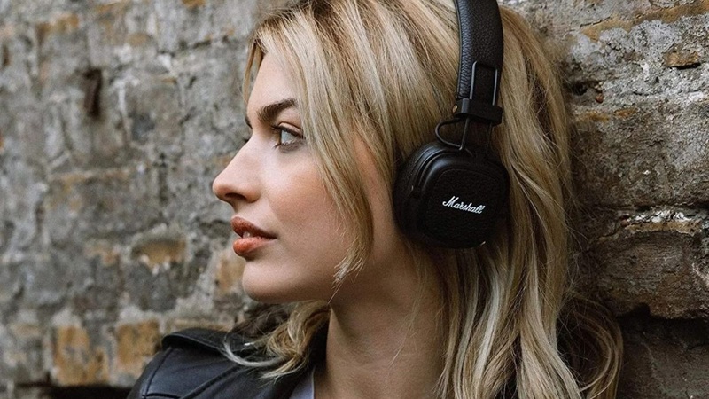 tai-nghe on-ear là gì