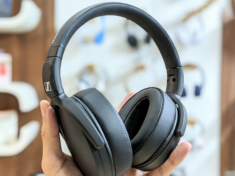 Tai nghe Sennheiser HD 400S màu đen