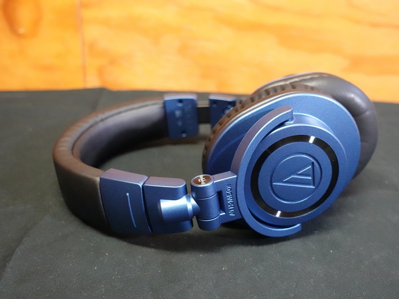 Tai nghe Audio Technica ATH-M50x BT2 DS thiết lập