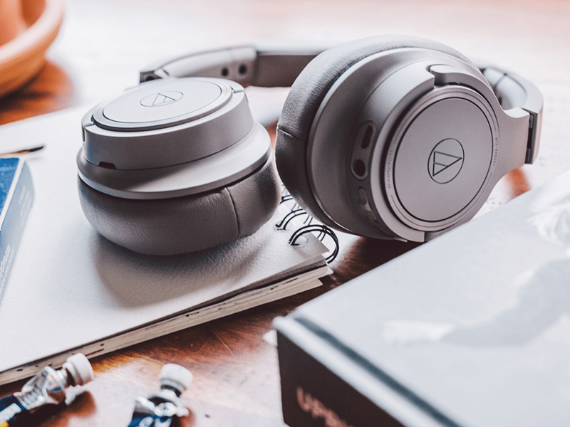 Tai nghe Audio Technica ATH-SR50BT kết nối