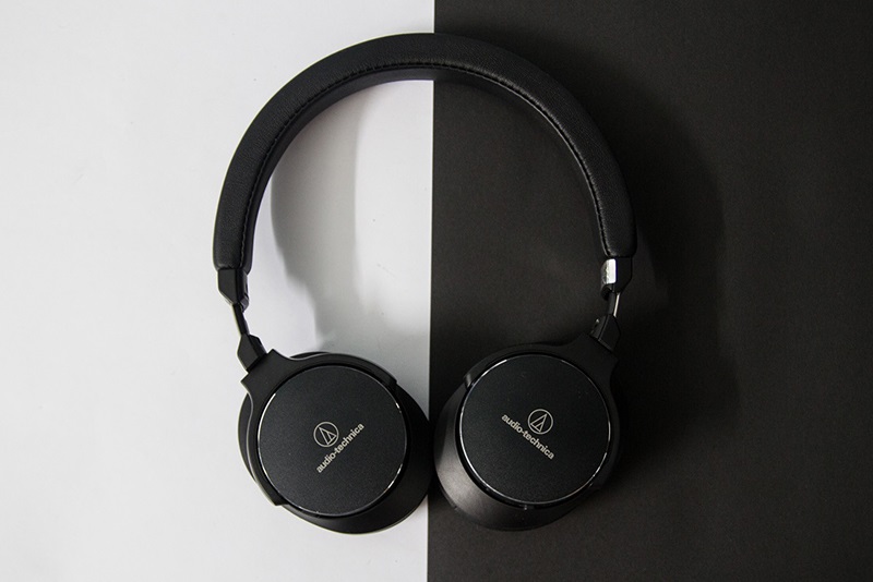 Tai nghe Audio Technica ATH-SR5BT thiết kế