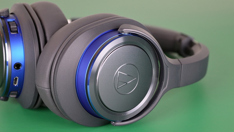 Tai nghe Audio Technica ATH-WS660BT chất liệu