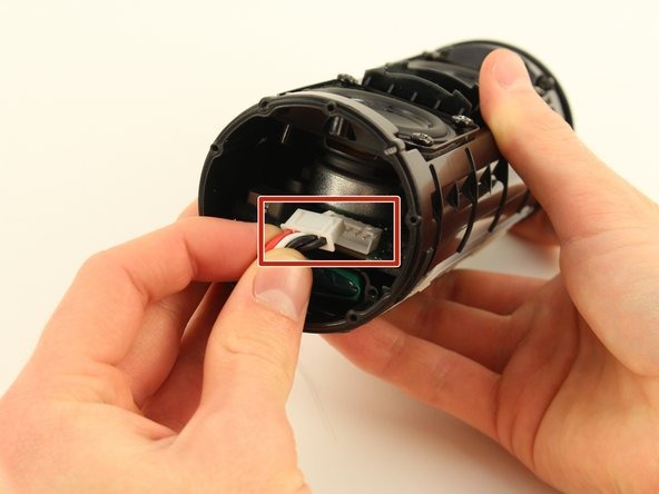 tháo lắp pin loa JBL Flip 4