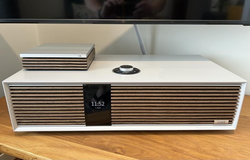 thiết kế đầu cd ruark r-cd100