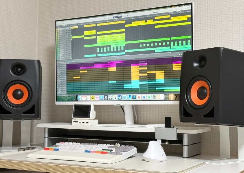 thiết kế loa kiểm âm esi near i5