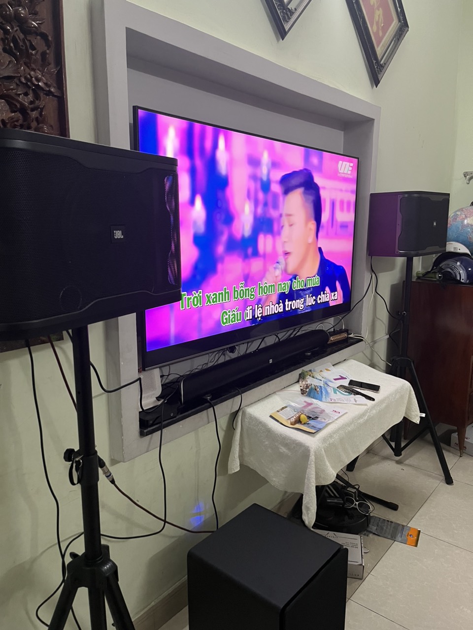 Loa Karaoke JBL RM210