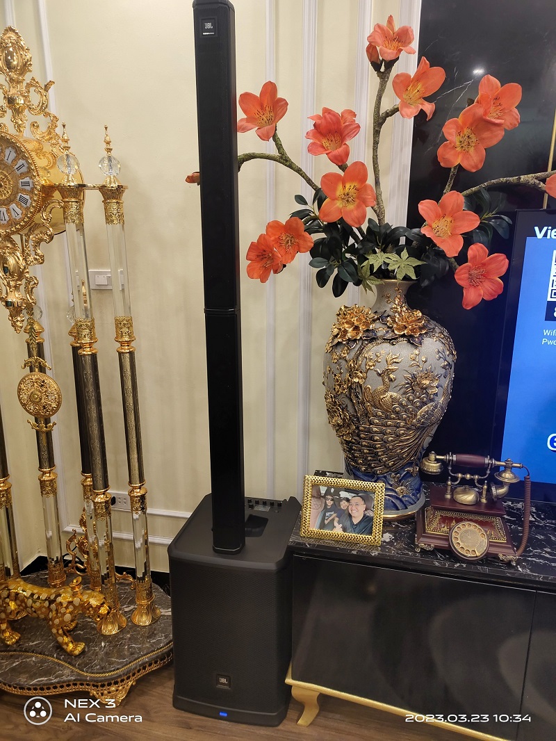 chất âm loa JBL PRX ONE