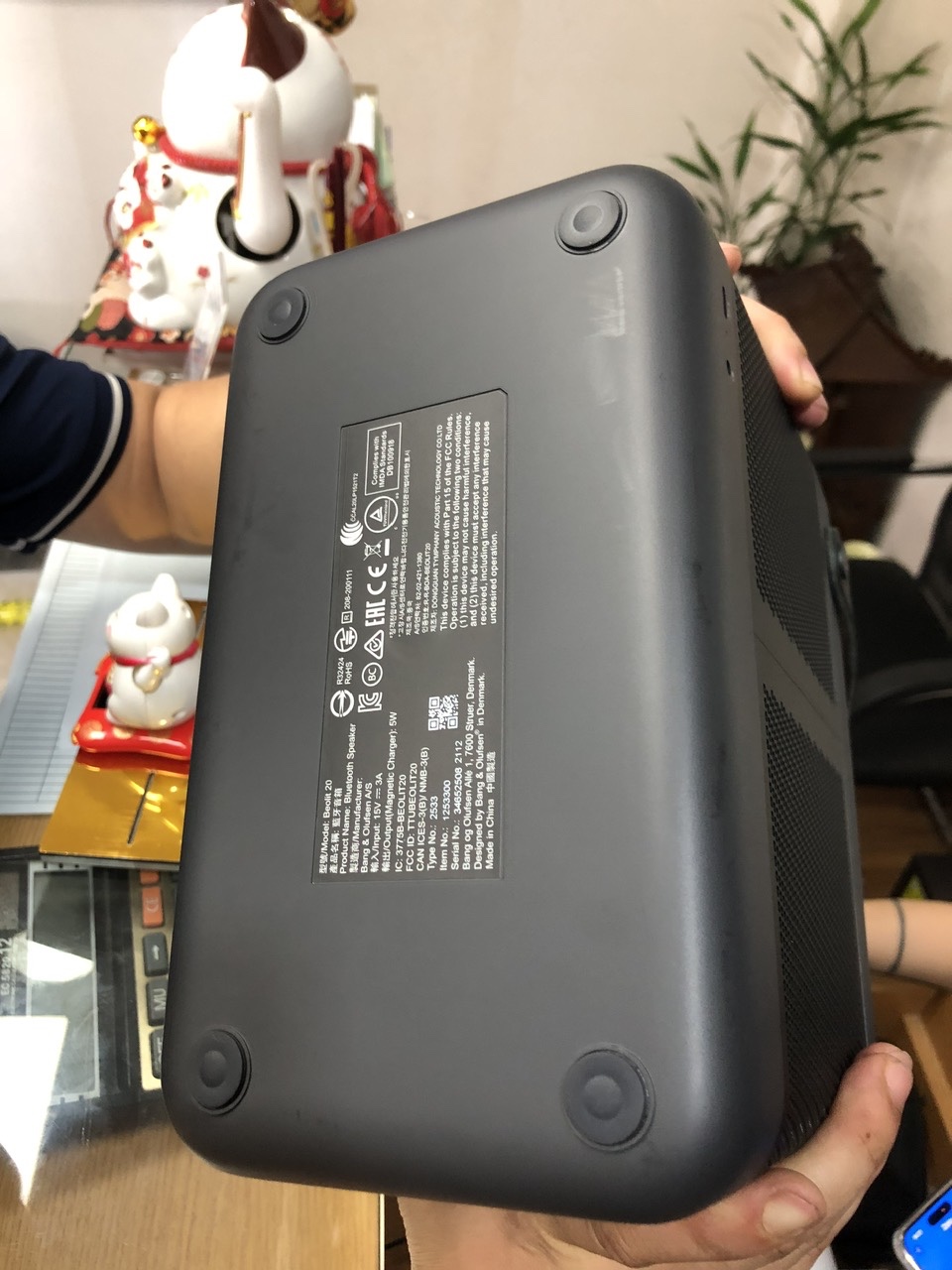 Loa Bang & Olufsen Beolit 20 Black Likenew