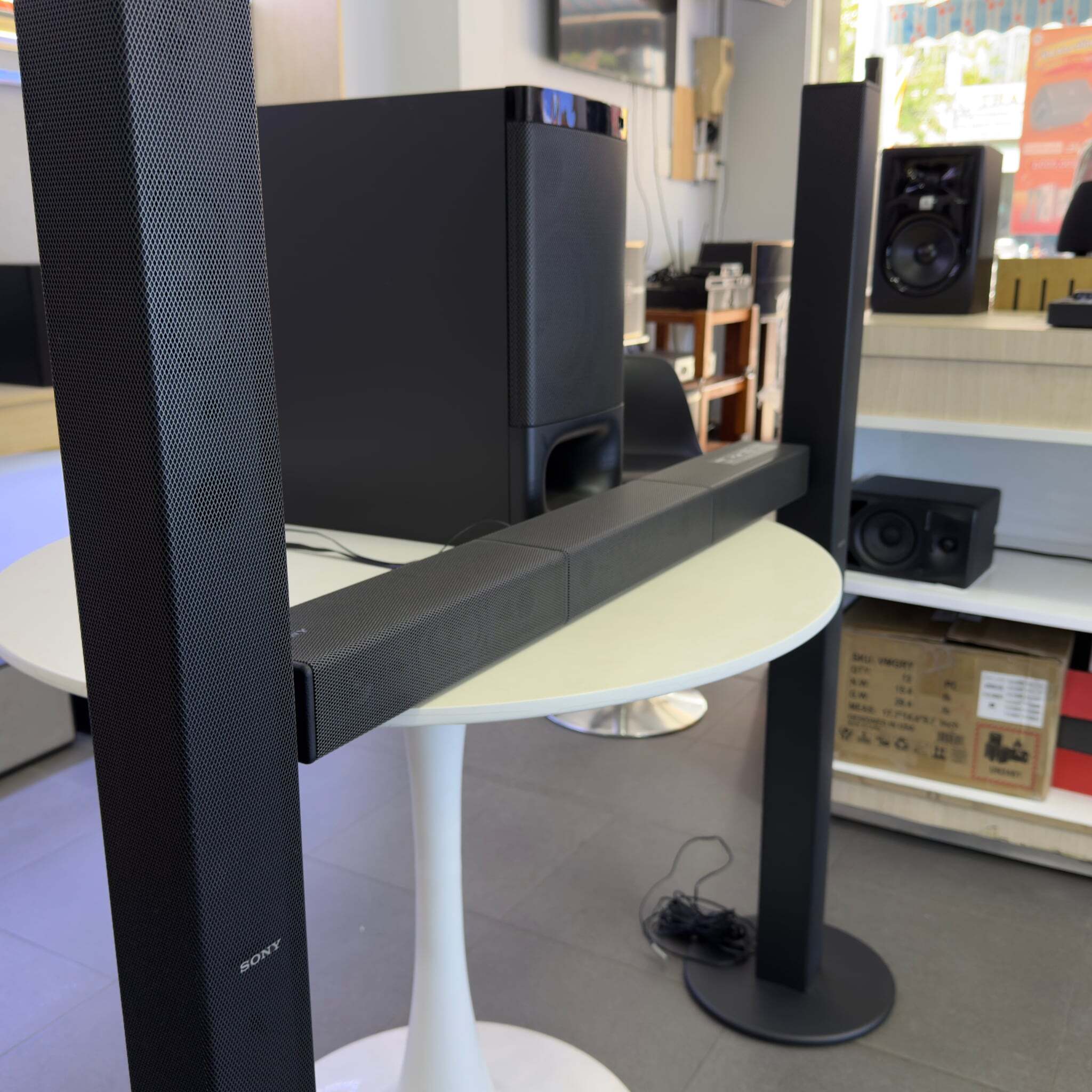 Loa soundbar Sony HT-S700RF Likenew