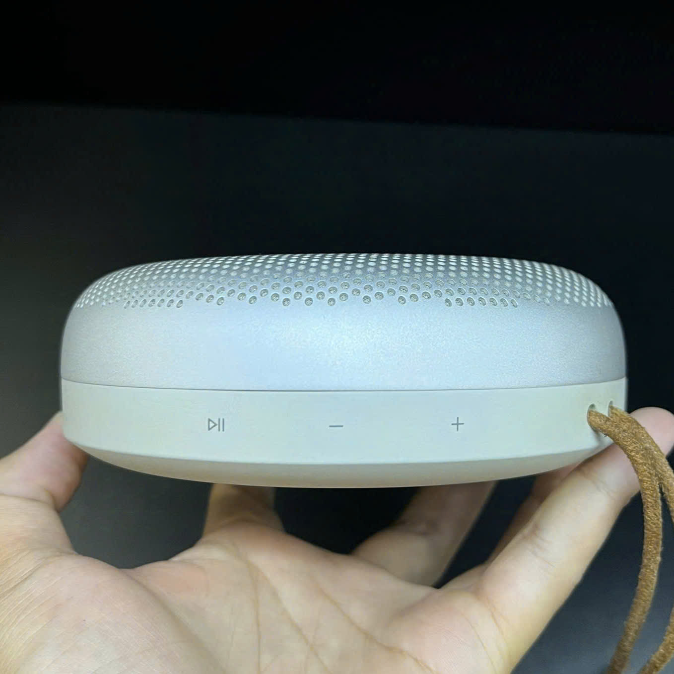 Loa Bang & Olufsen Beosound A1 2nd Likenew Fullbox