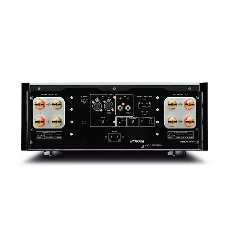 Amply YAMAHA M-5000