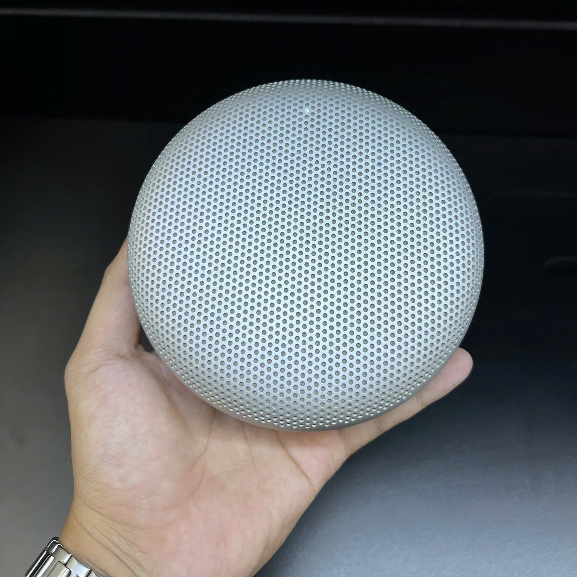 Loa Bang & Olufsen Beosound A1 2nd Likenew Fullbox