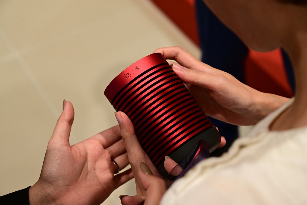 Bang & Olufsen Beosound Explore Ferrari Edition