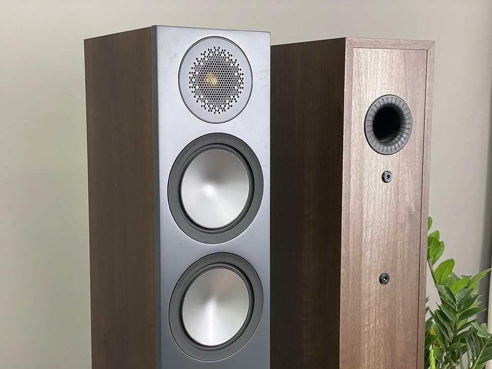 Loa Monitor Bronze 200 | Hàng chính hãng cam kết giá rẻ nhất |