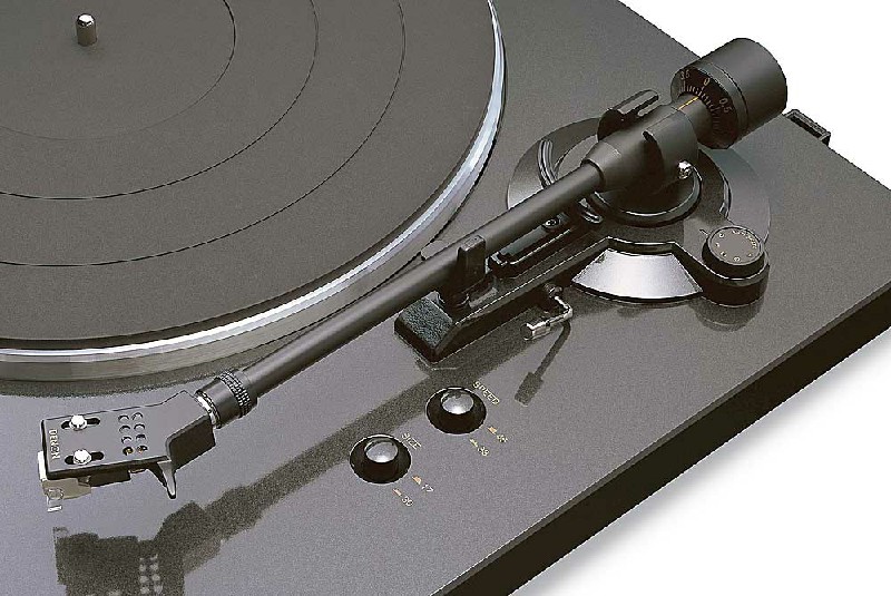 Đầu đĩa than Denon DP-300F