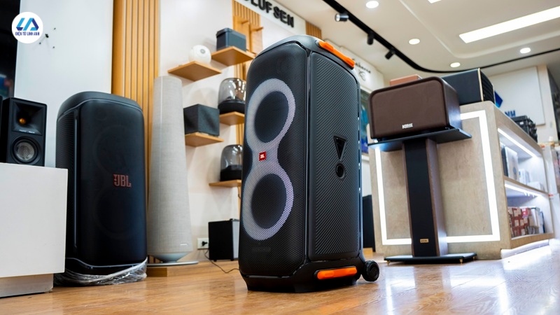 Loa JBL Partybox 710