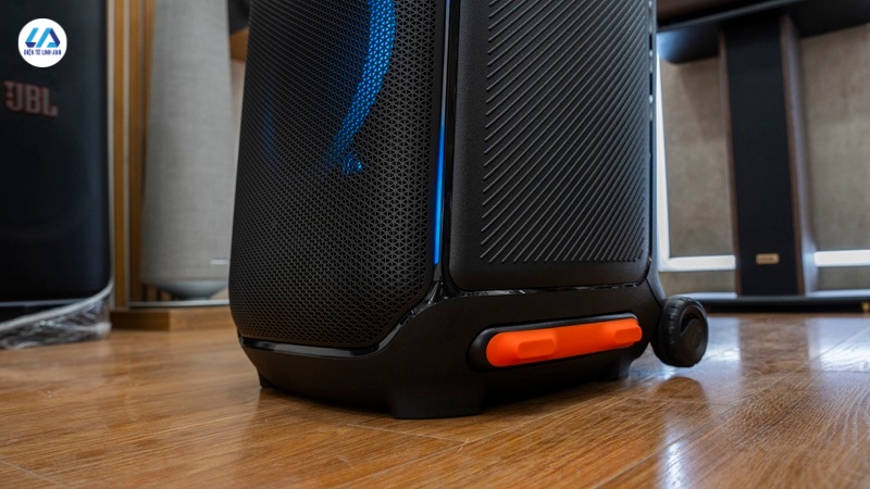 Loa JBL Partybox 710