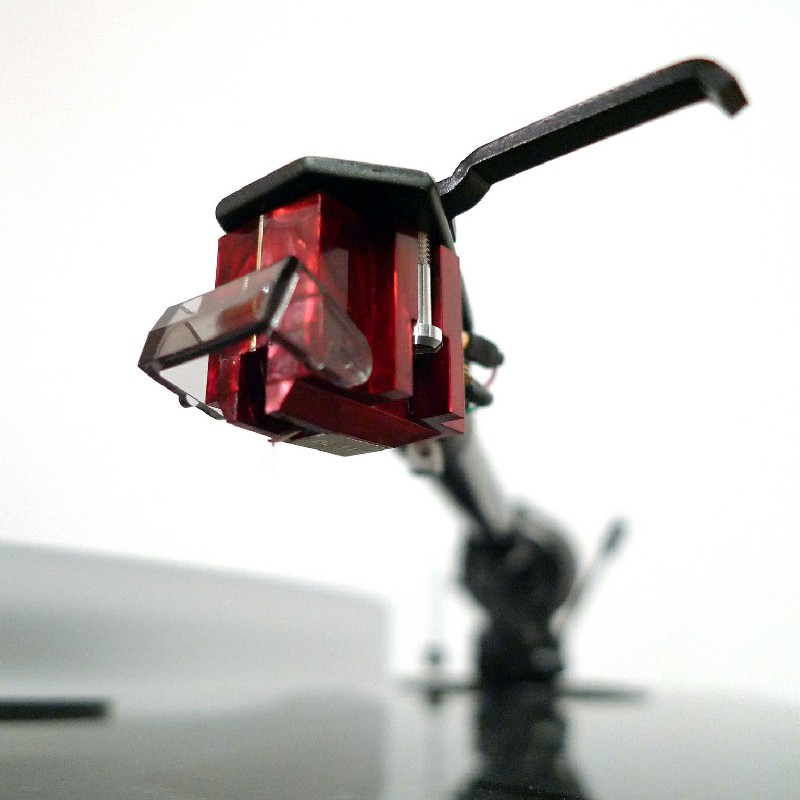 Kim than Denon DL-110