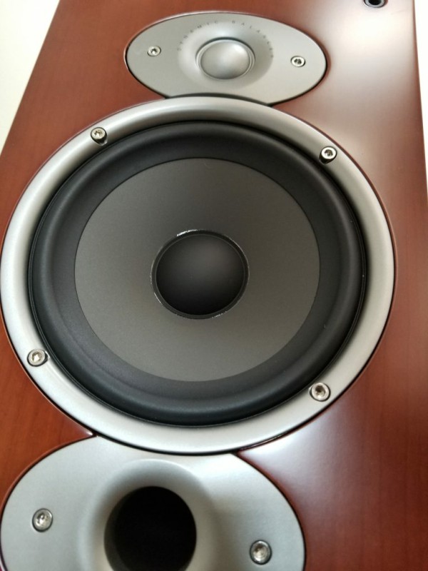 Loa Polk Audio RTi A3